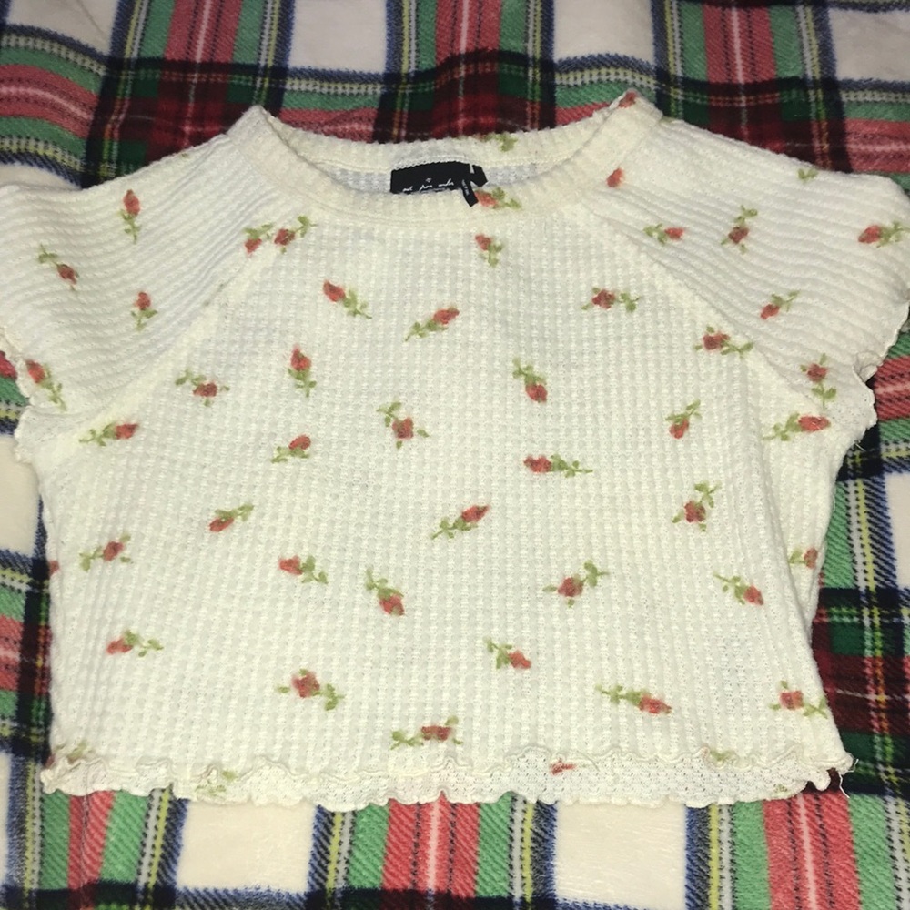 Super soft flower crop top